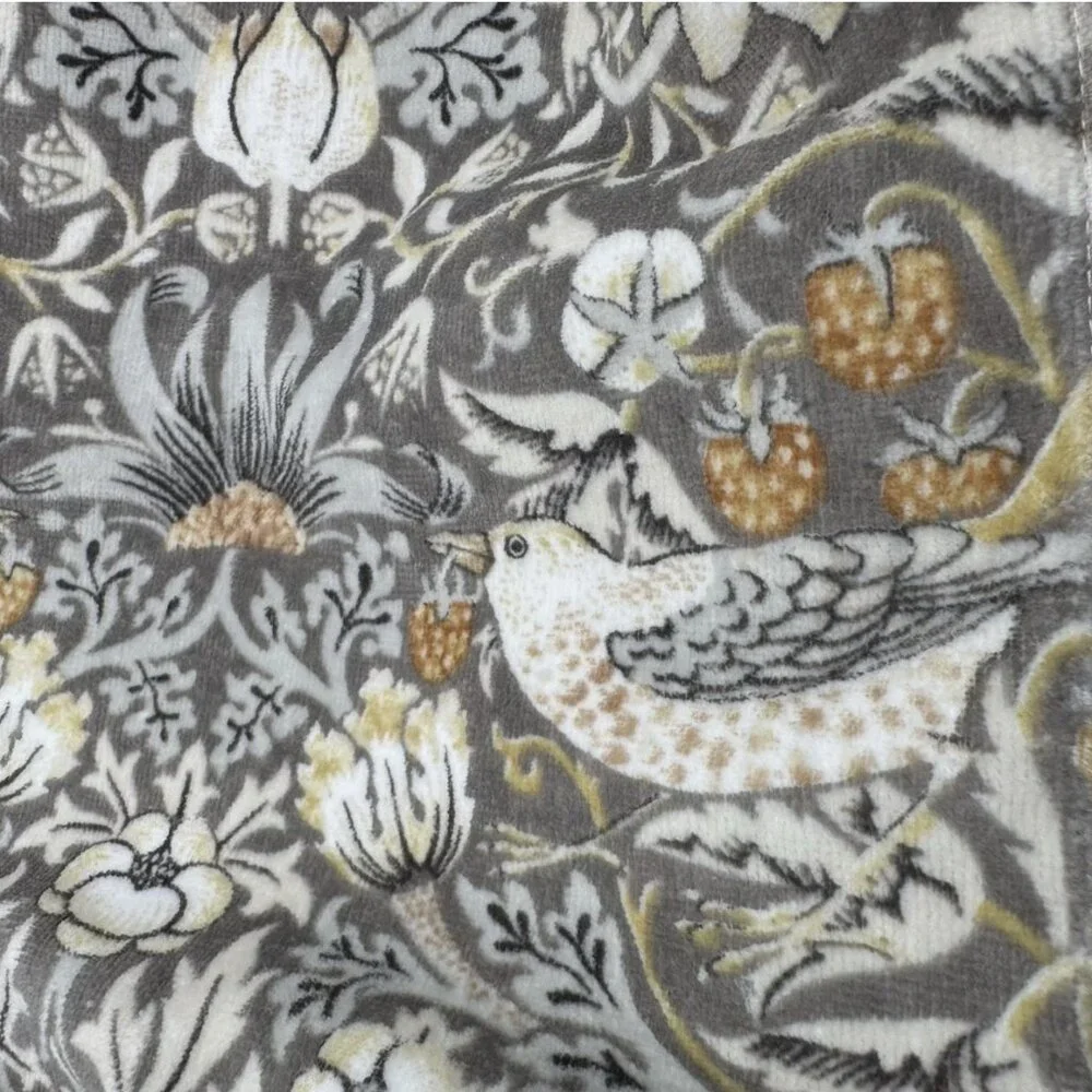 x4 William Morris Strawberry Thief Bird Velour Hand Towel Set Gray Bedlinen Clay